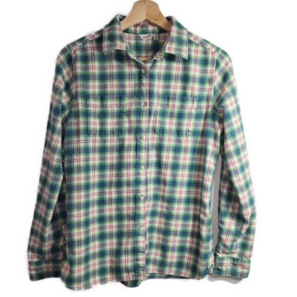 Woolrich Plaid Flannel Top with Long Sleeves and Button Closure Size Medium - Picture 1 of 9